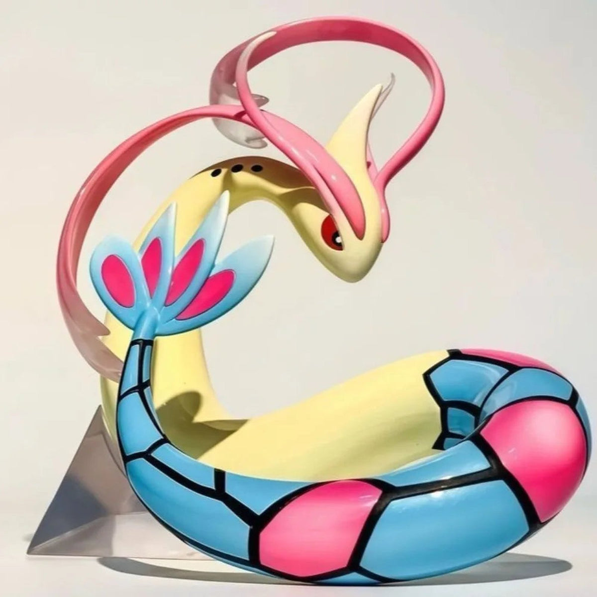 Feebas and Milotic evolution figure set – photo 4
