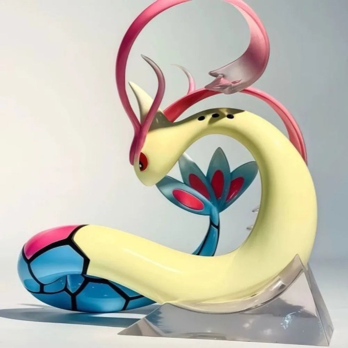 Feebas and Milotic evolution figure set – photo 5