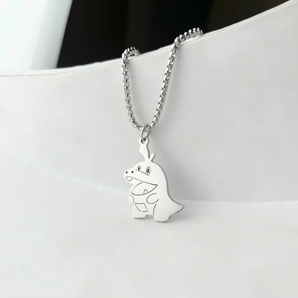Fuecoco and Quaxly pendant necklaces – Fuecoco