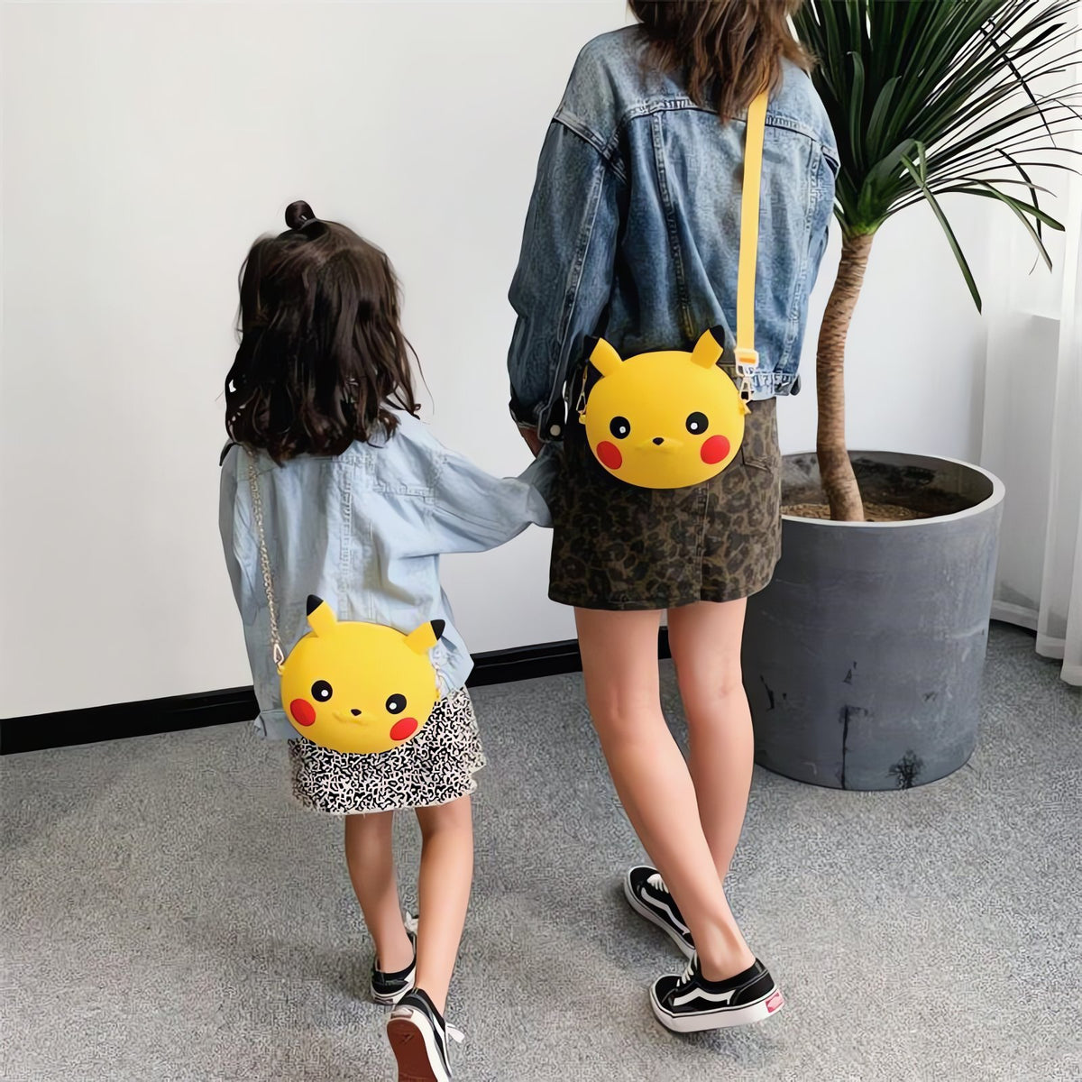 Pikachu messenger bag handbag – photo 7