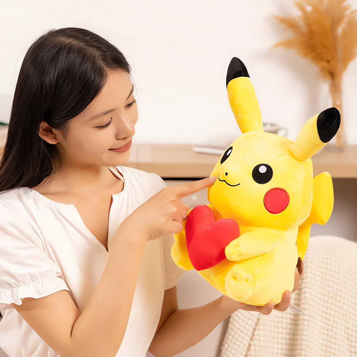 Pikachu plush toy with heart – photo 5