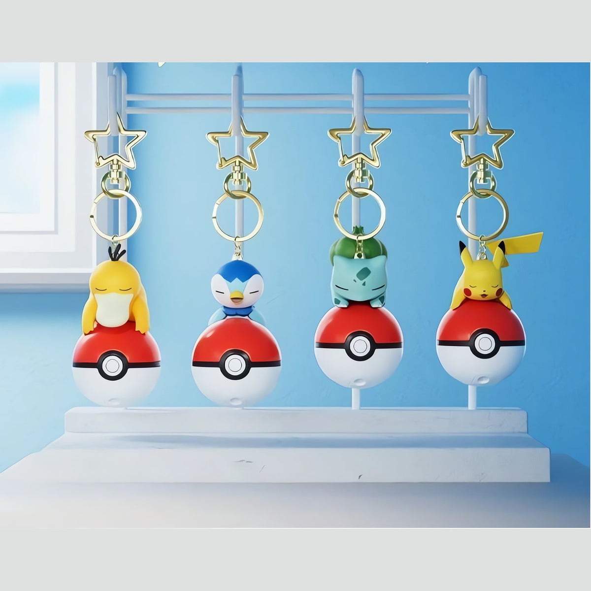 Poké Ball keyring with Pokémon charm – photo 3