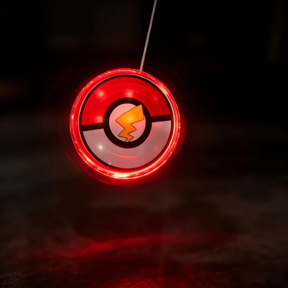 Poké Ball LED light-up yo-yo – Red Pikachu