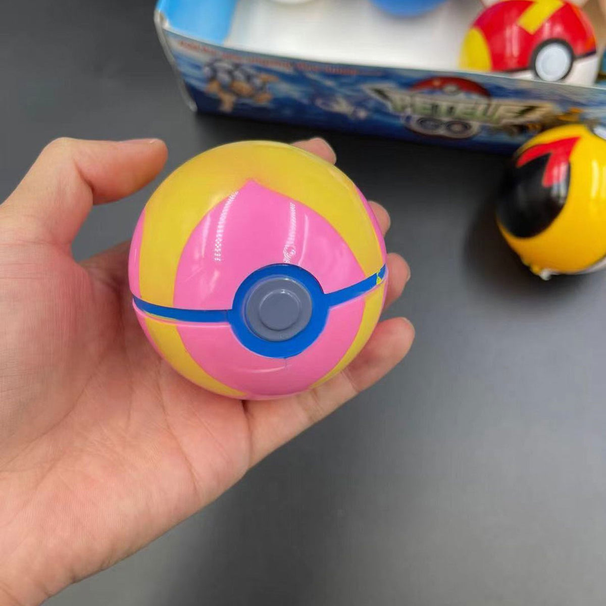 Set of eight large Poké Balls with figures – photo 4