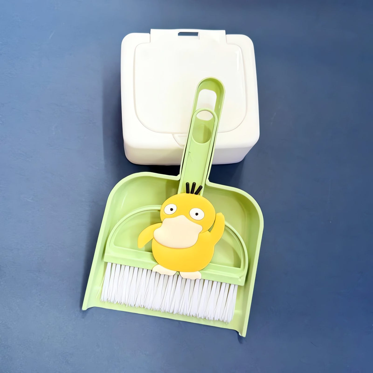 Pokémon mini dustpan and brush set – Psyduck