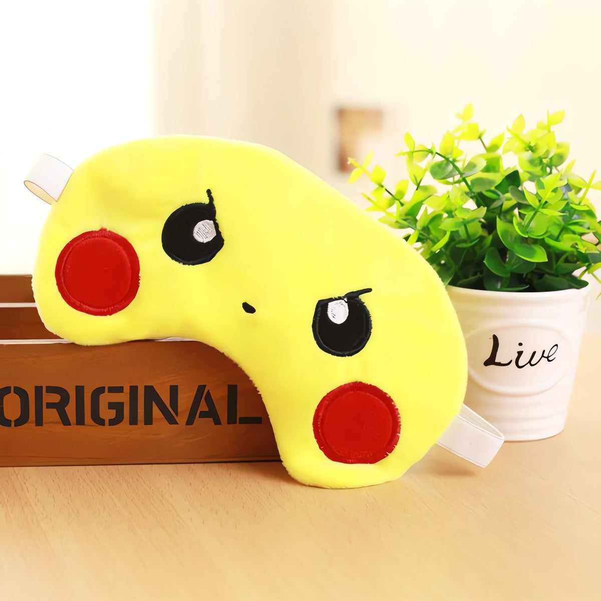 Pokémon sleep mask in flannel – Pikachu 1