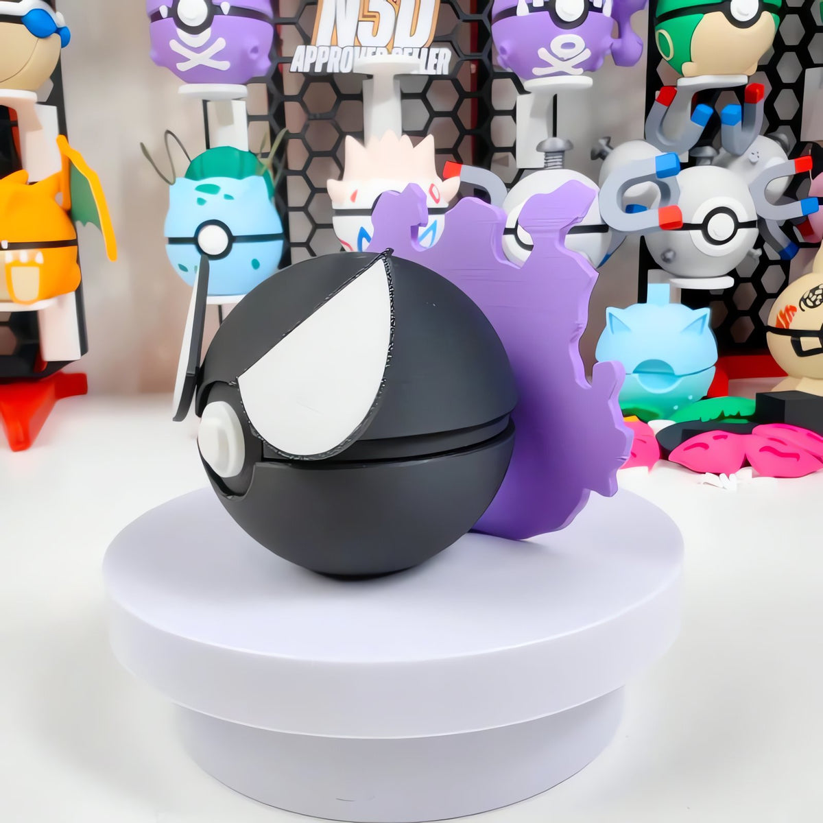 Premium Poké Ball, Gengar, Haunter and Gastly designs – photo 2