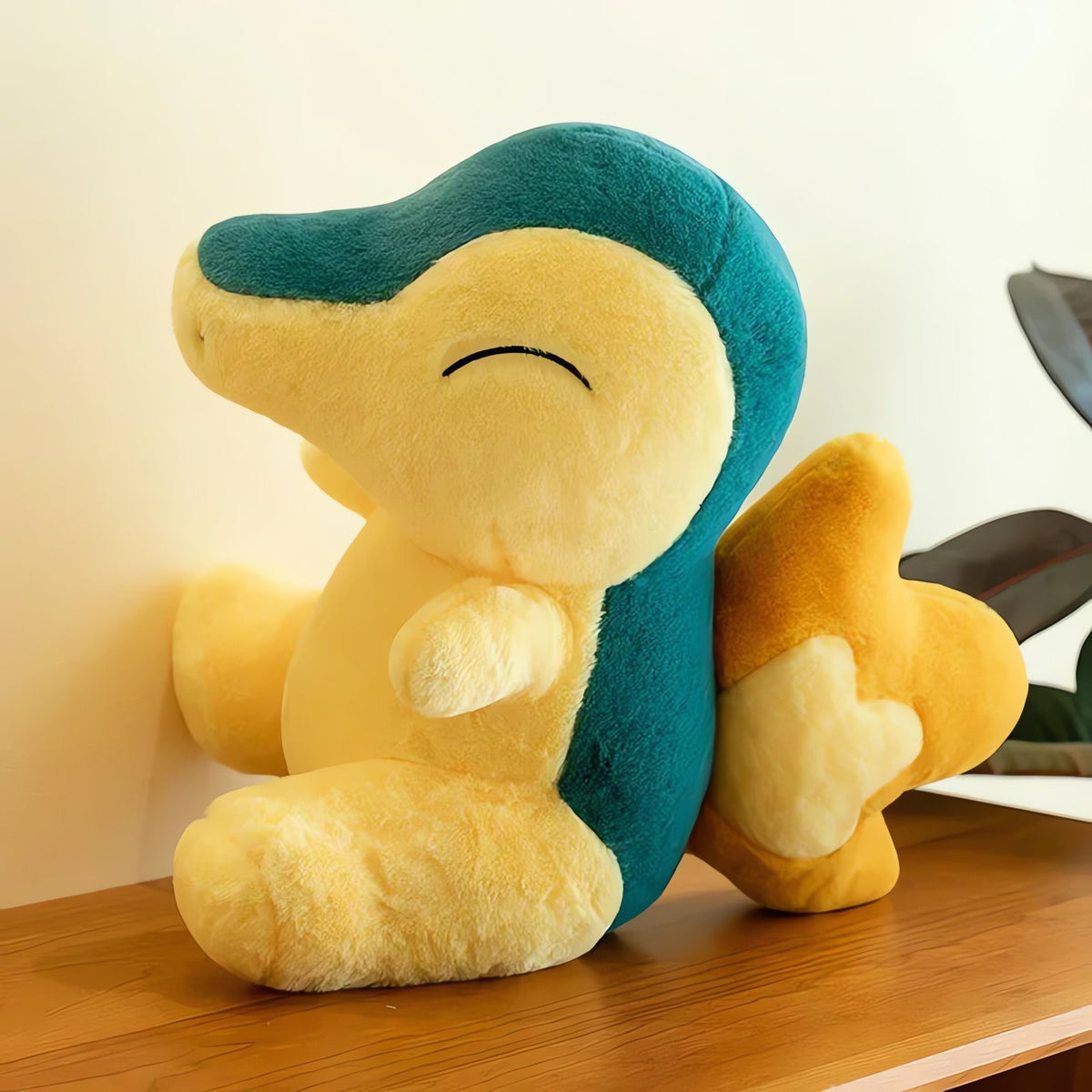XXL Cyndaquil plush toy – photo 6