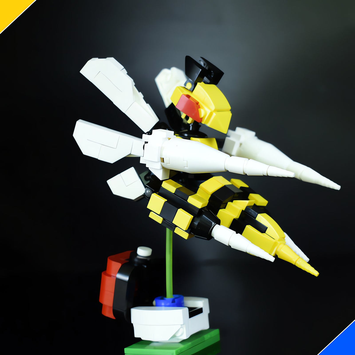 Beedrill building block figure, 241 pieces – photo 4