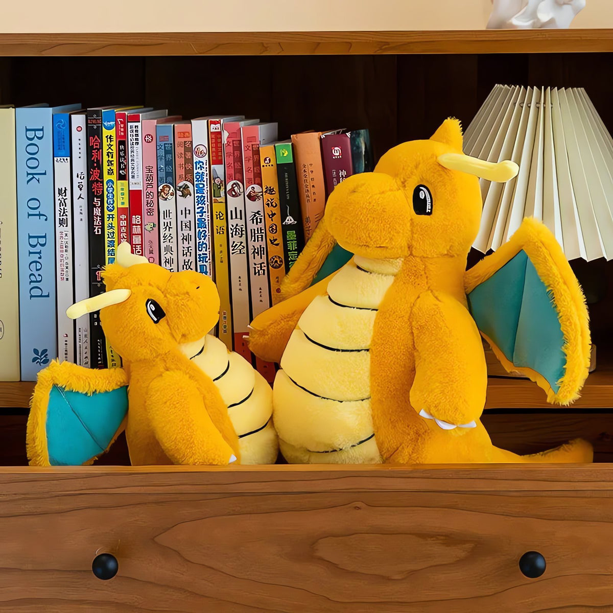 Dragonite XXL plush toy – photo 3