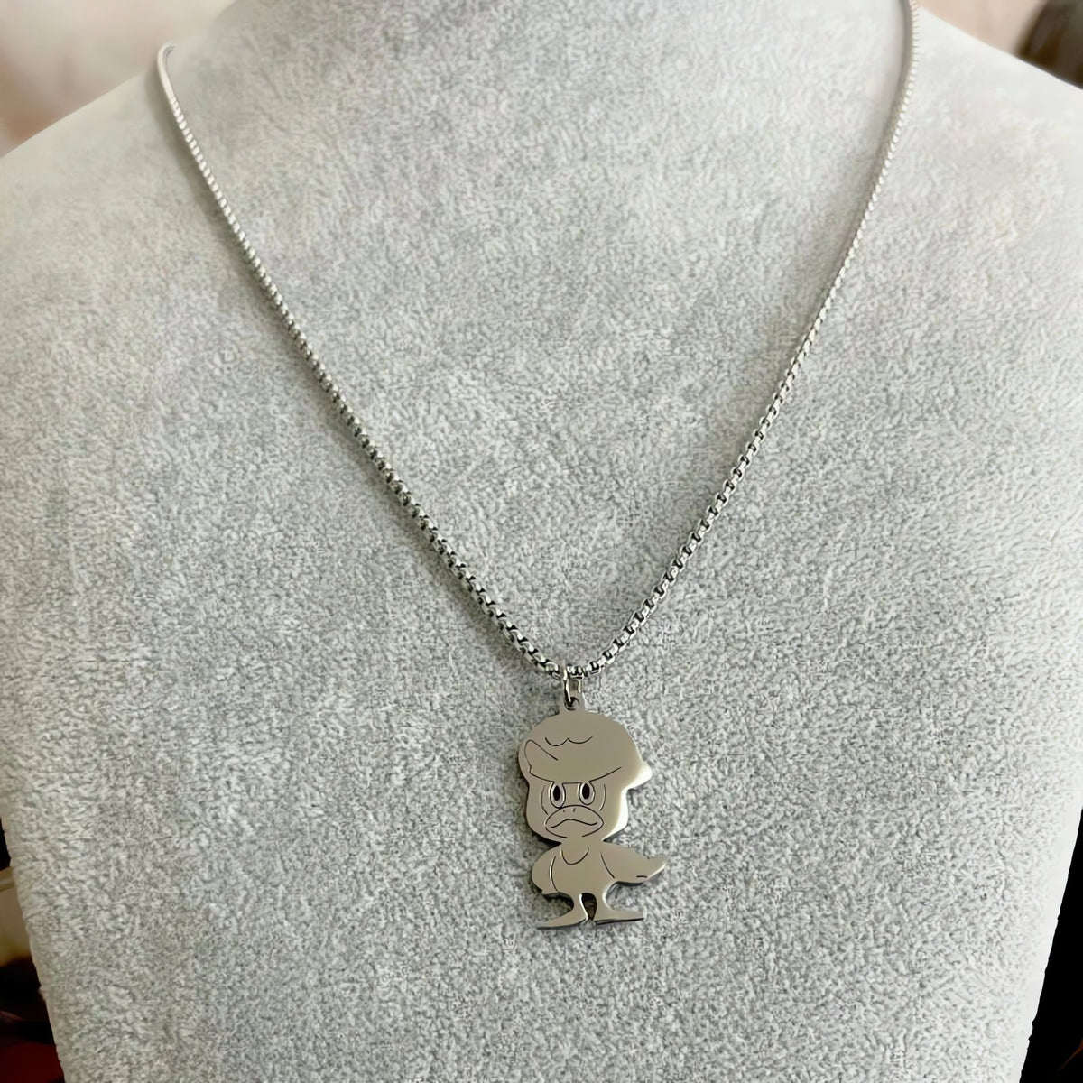 Fuecoco and Quaxly pendant necklaces – photo 2