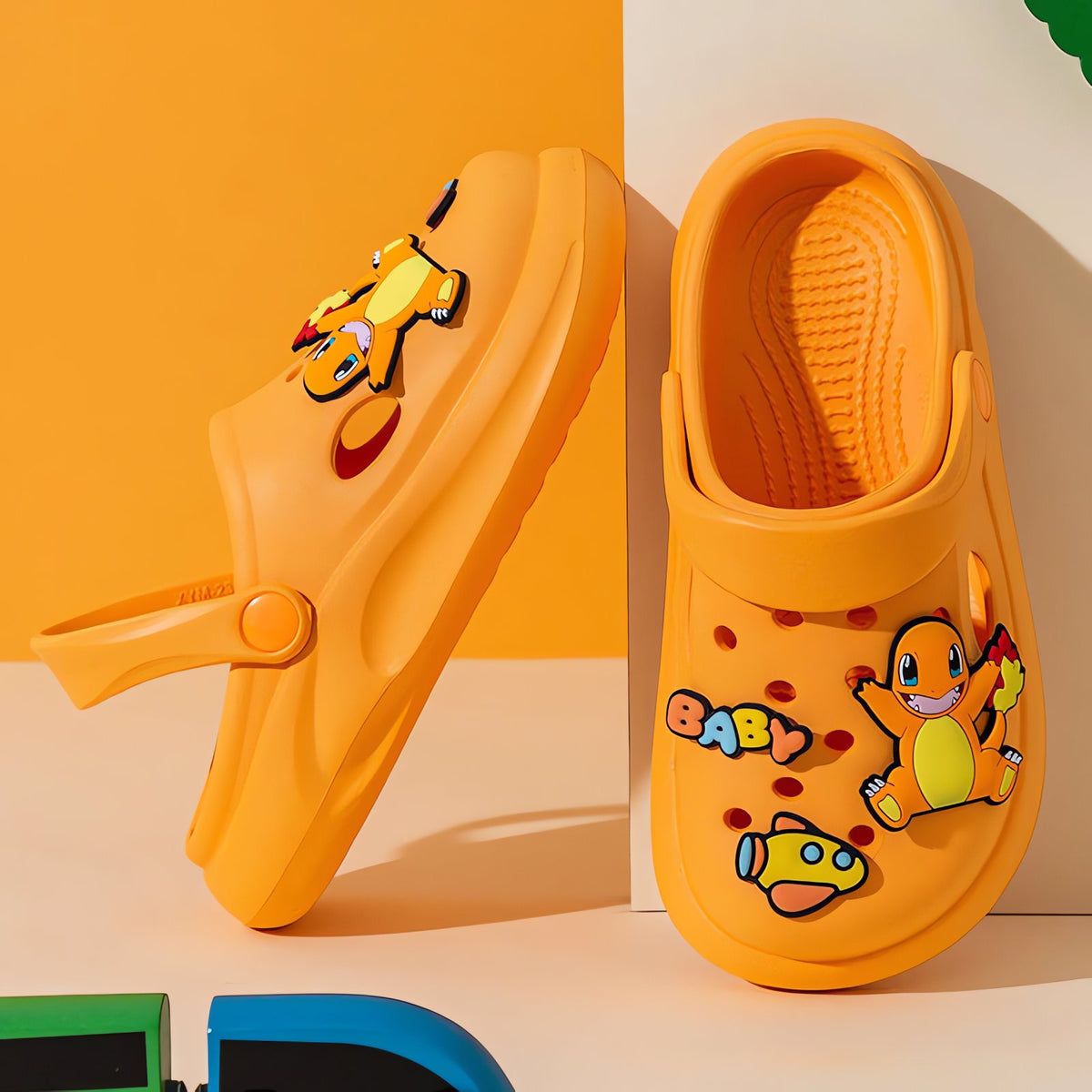 Kids' Pokémon sandals – Charmander