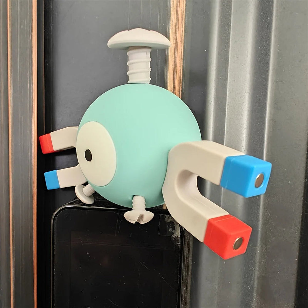 Magnemite fridge magnet figure – photo 5