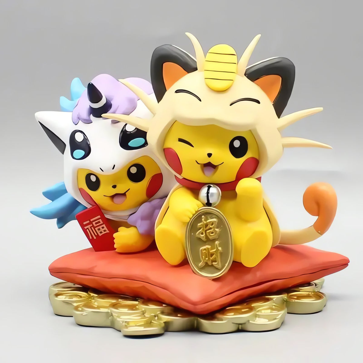 Pikachu cosplay figures in Pokémon costumes – Ponyta