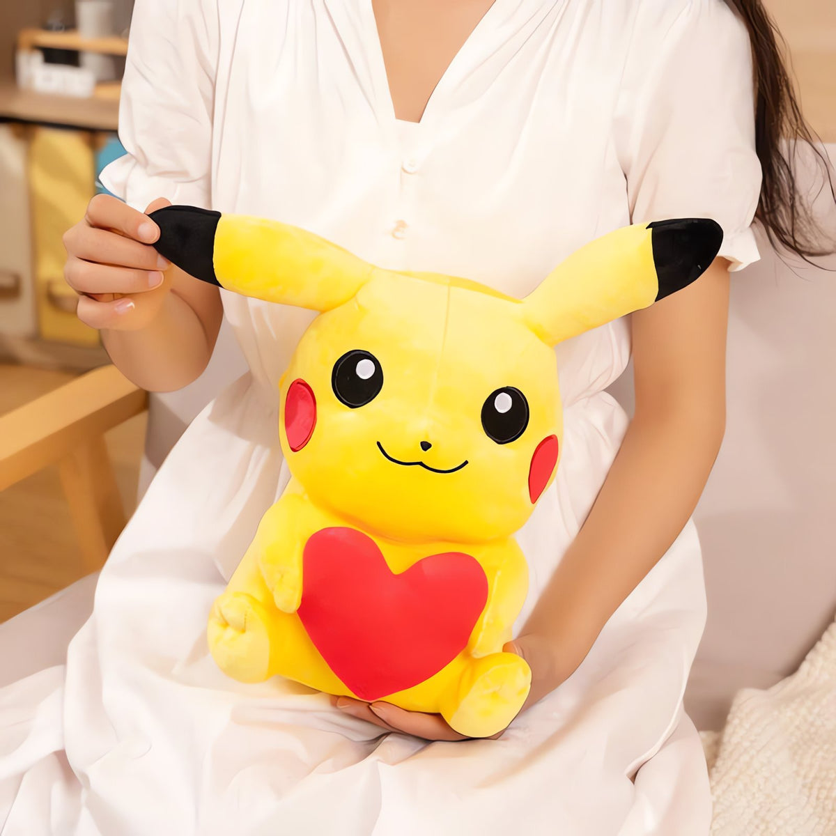 Pikachu plush toy with heart – photo 3