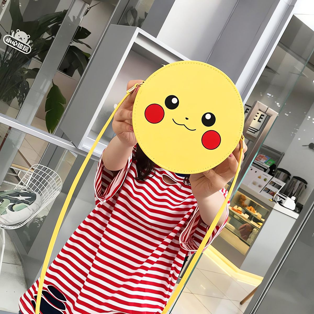 Round Pikachu handbag, approx. 17.5cm wide – photo 7