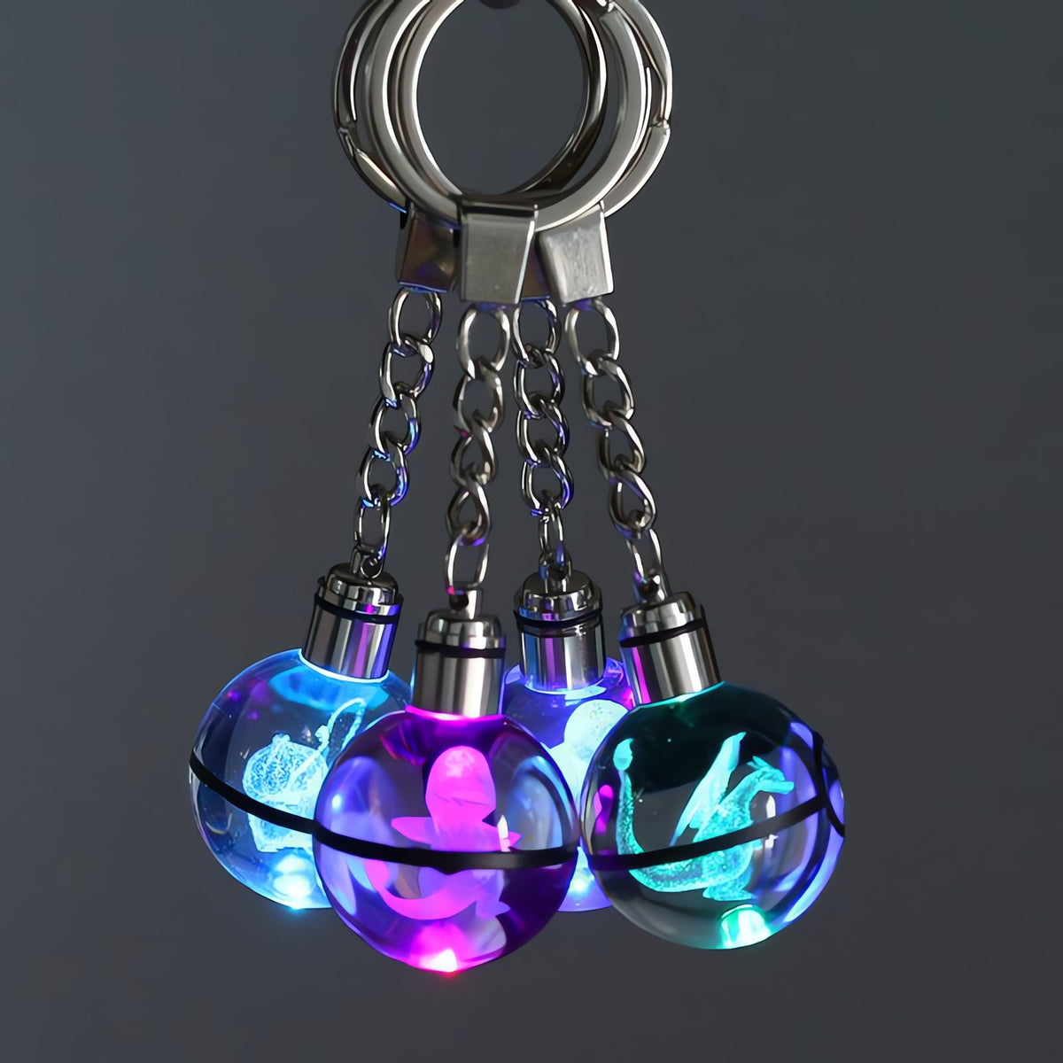 Glass Poké Ball keyring with engraved Pokémon – photo 2