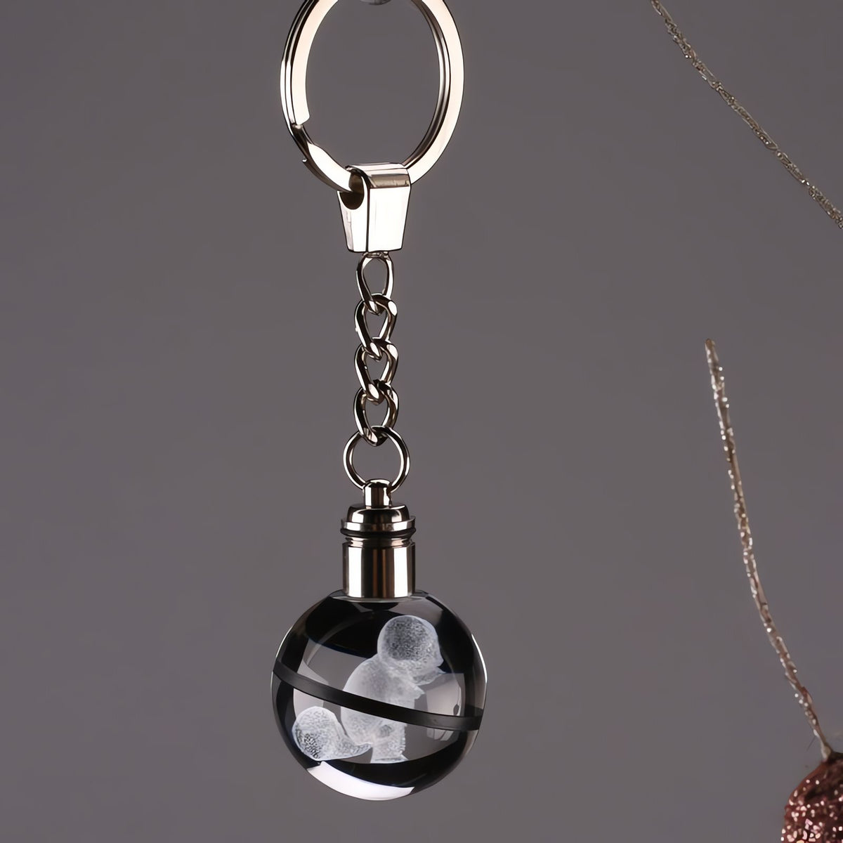 Glass Poké Ball keyring with engraved Pokémon – photo 25