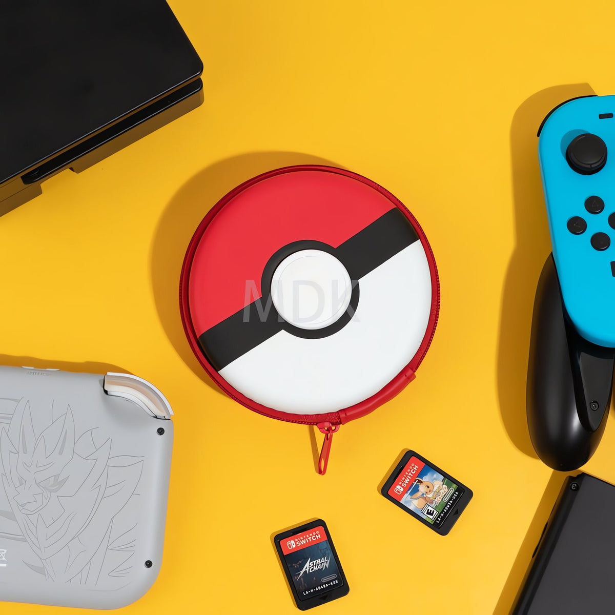 Poké Ball shaped case for Nintendo Switch game cards – photo 5