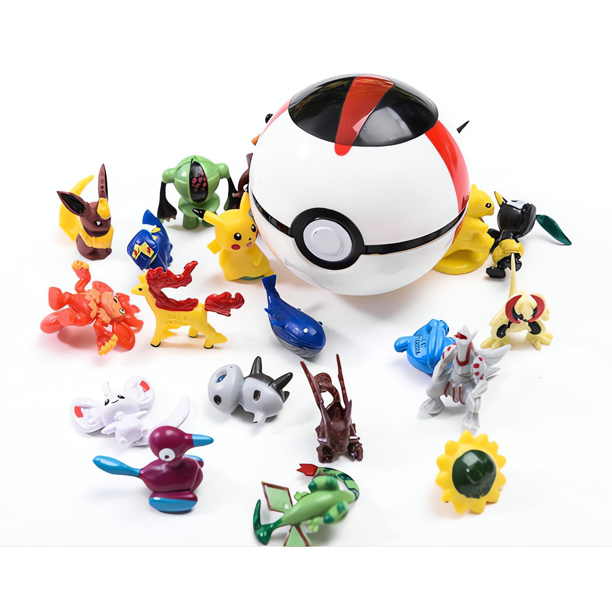Poké Ball with a Pokémon figure inside – photo 18