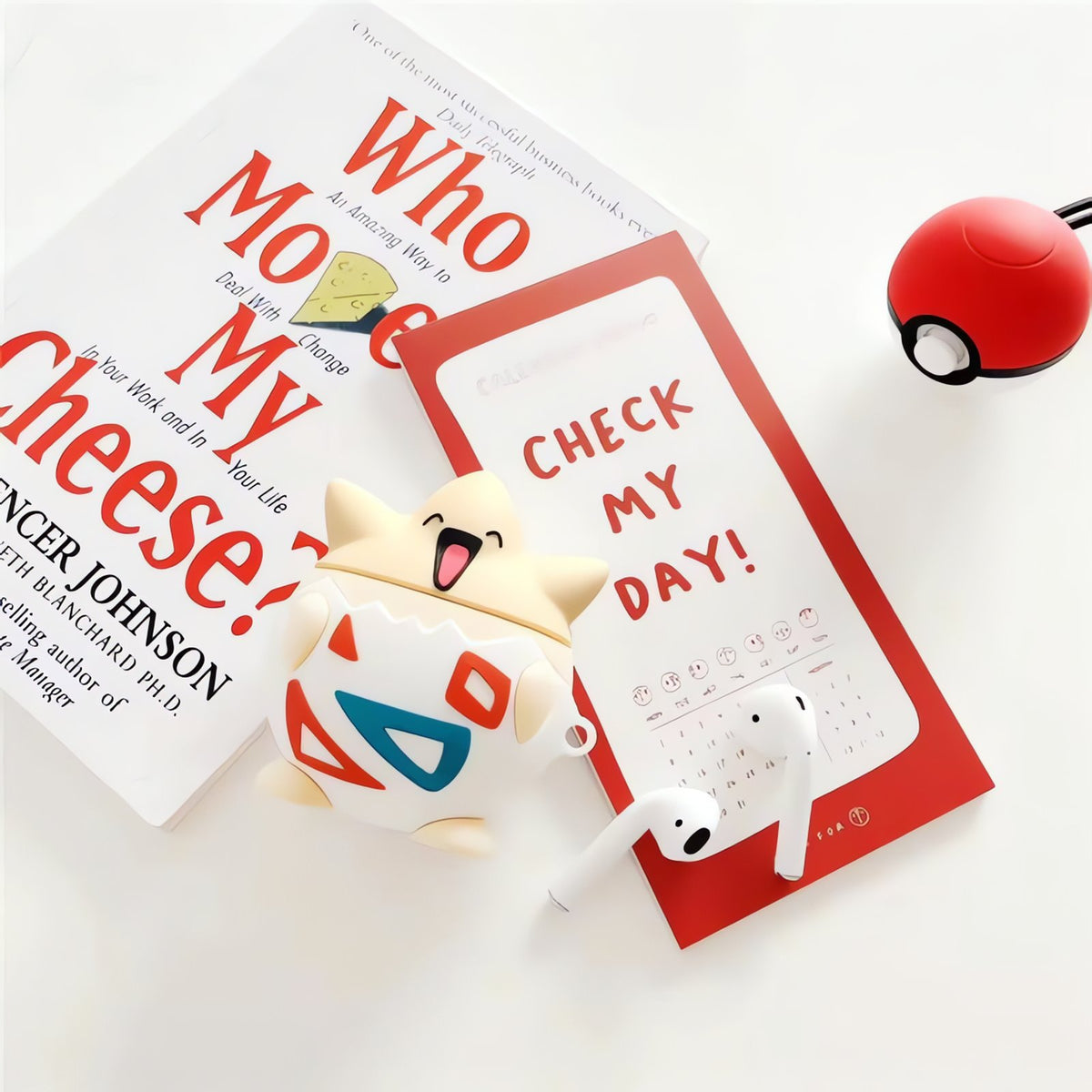 Pokémon AirPods case – Togepi 05