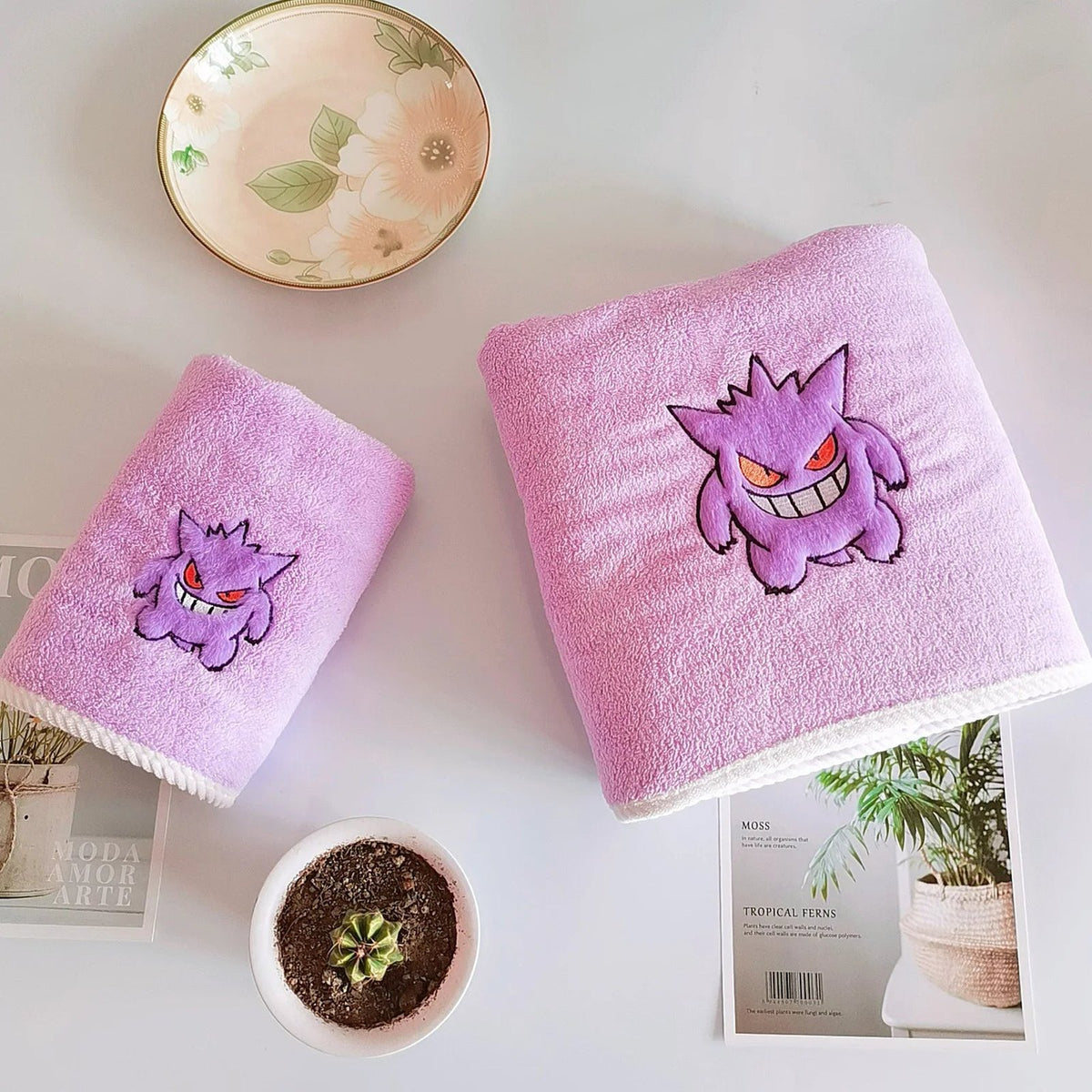 Pokémon coral velvet towel – Gengar