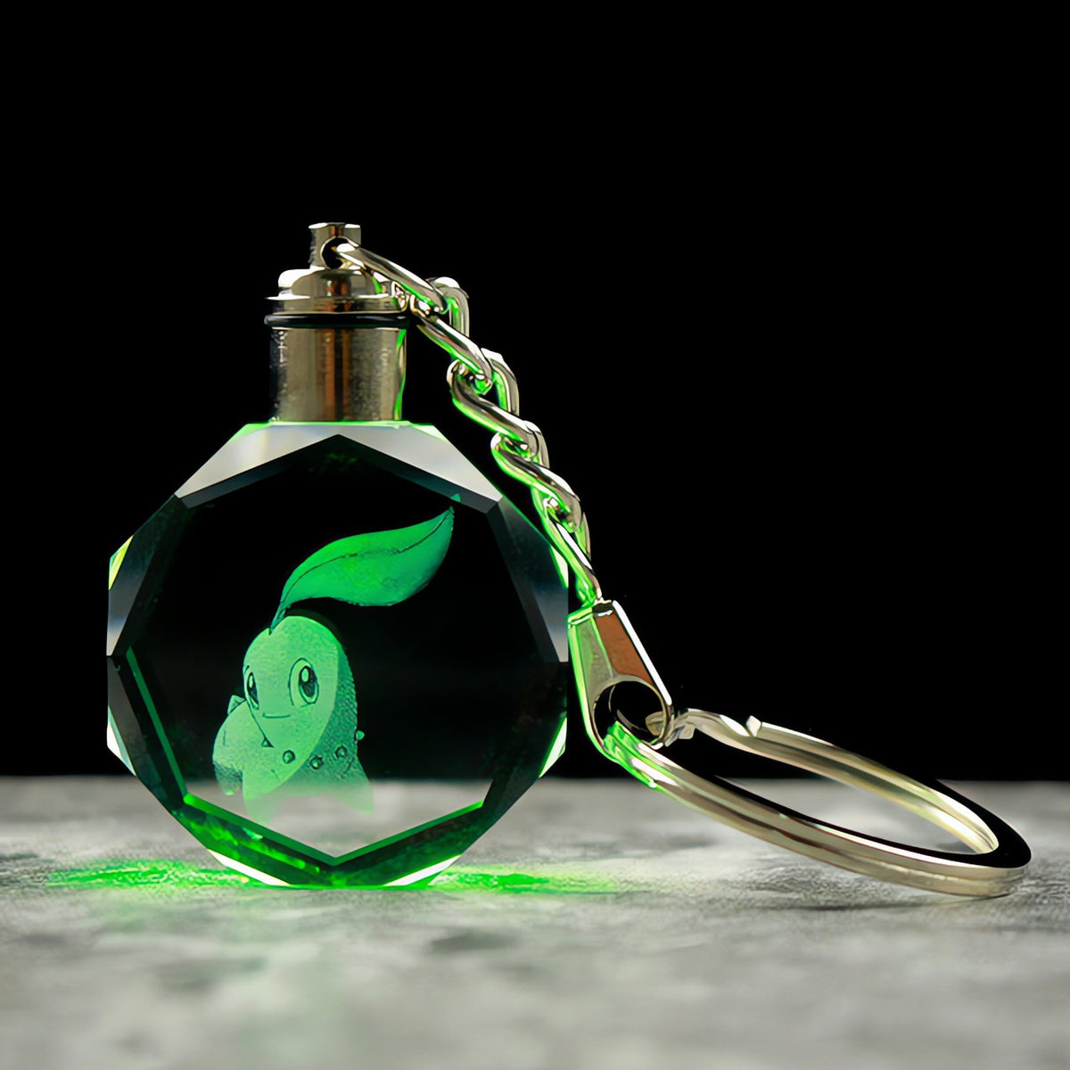 Pokémon crystal keyring with a glowing 3D Pokémon – Chikorita