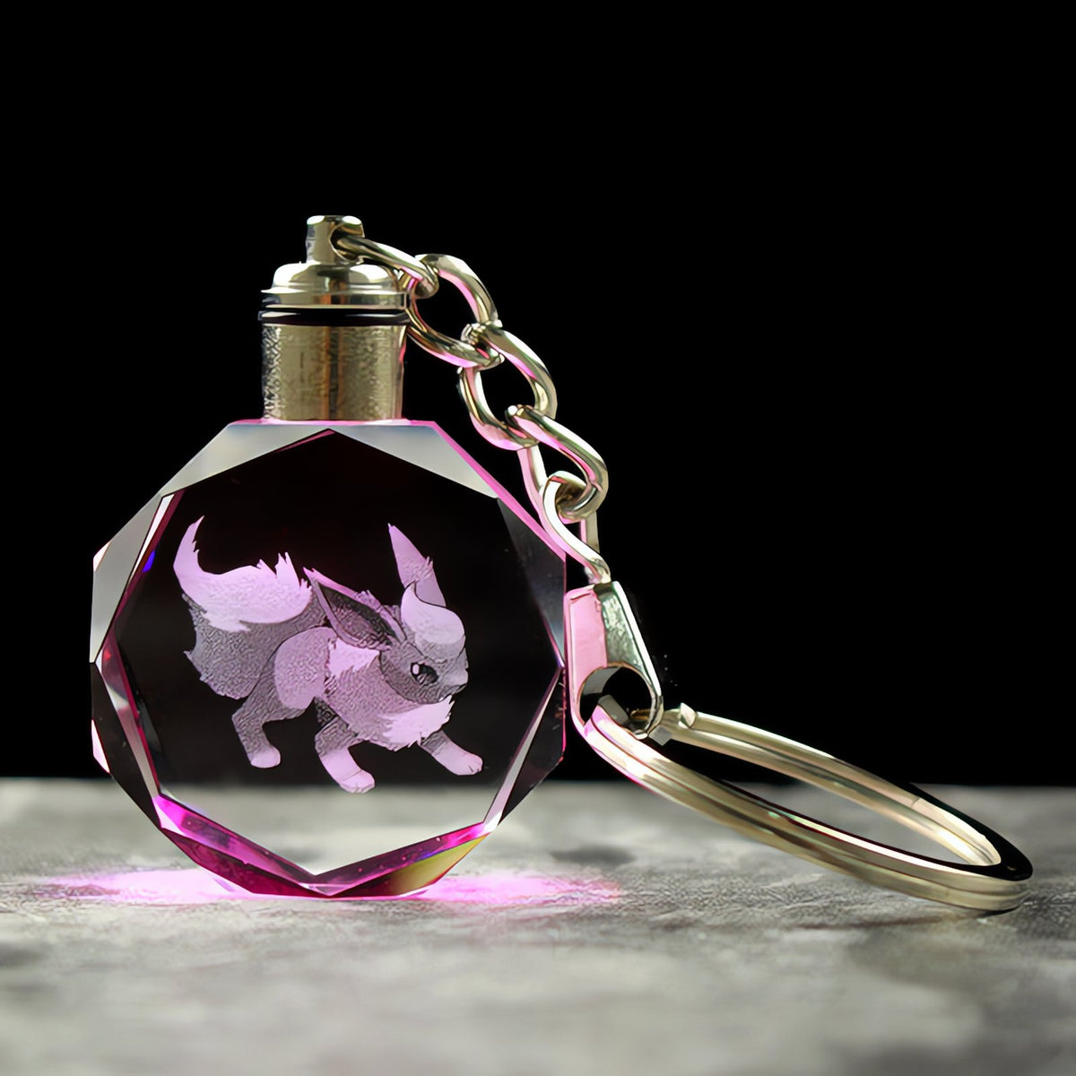 Pokémon crystal keyring with a glowing 3D Pokémon – Flareon