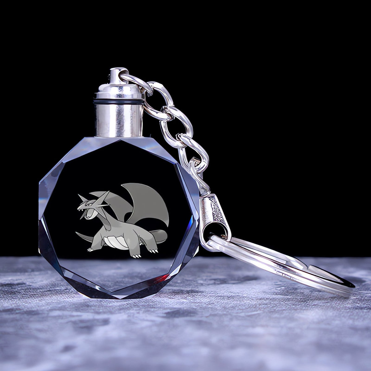 Pokémon crystal keyring with a glowing 3D Pokémon – Salamence