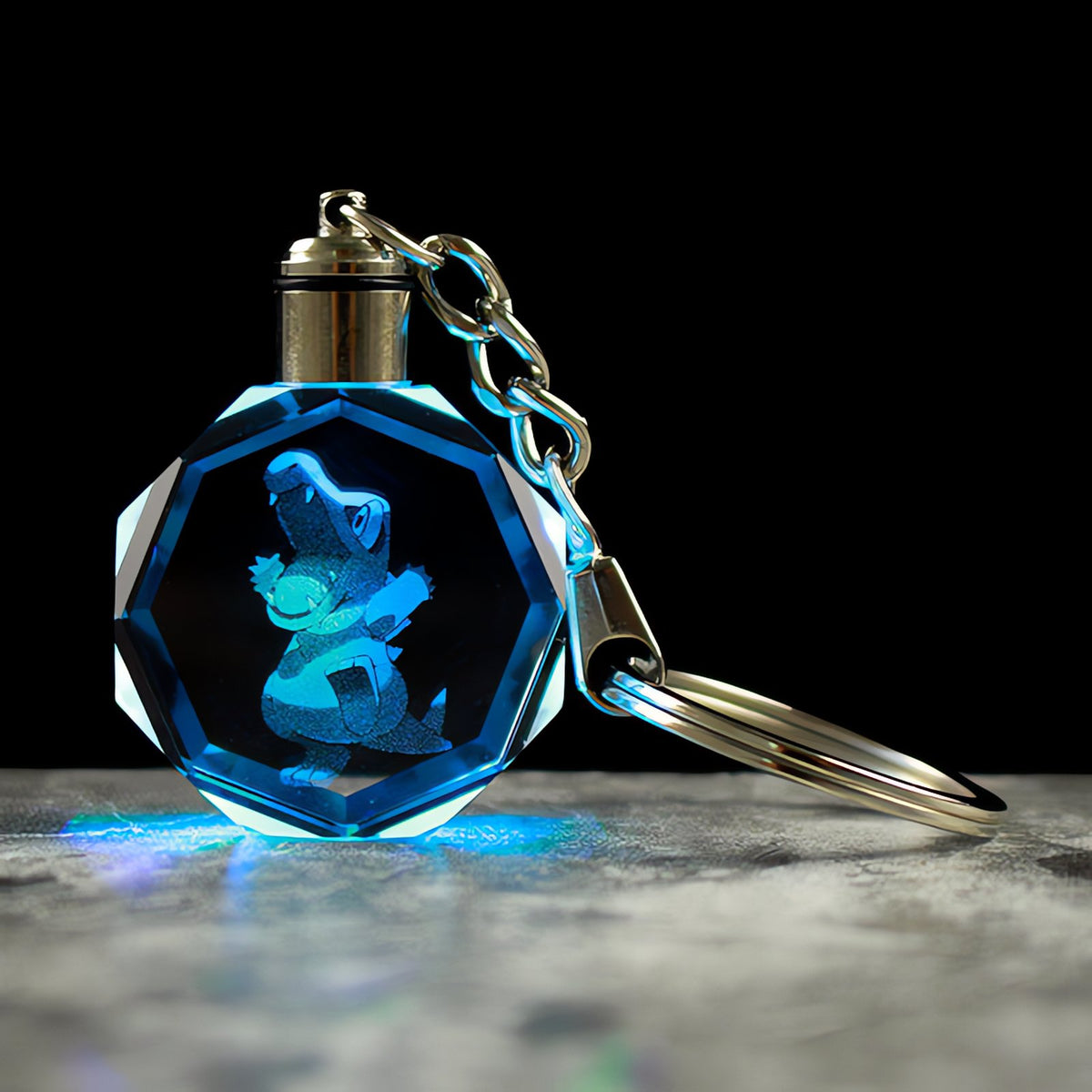Pokémon crystal keyring with a glowing 3D Pokémon – Totodile