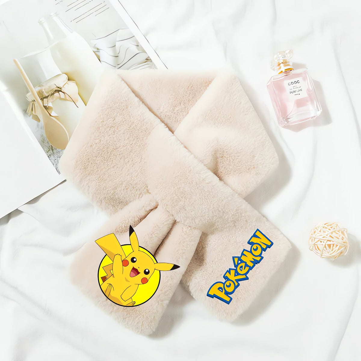Pokémon fleece scarf for kids – Pikachu Beige