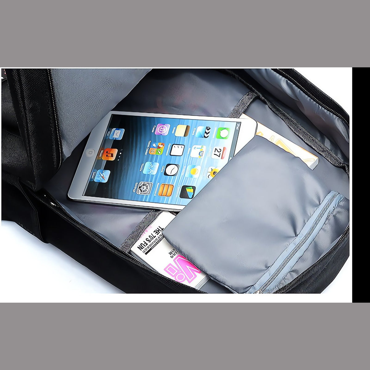Pokémon GO backpack in polyester – photo 3