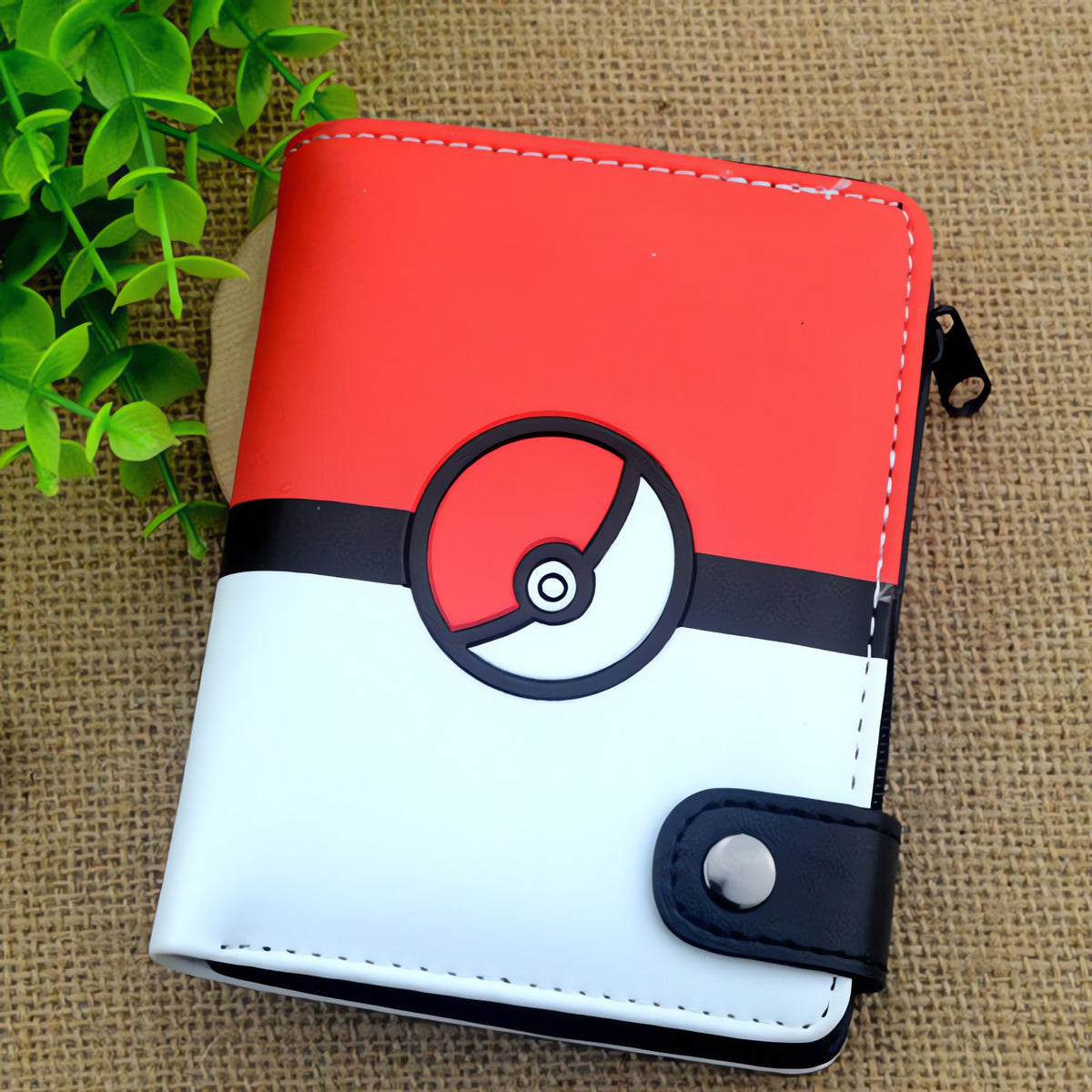 Pokémon GO Poké Ball wallet in black, red and white