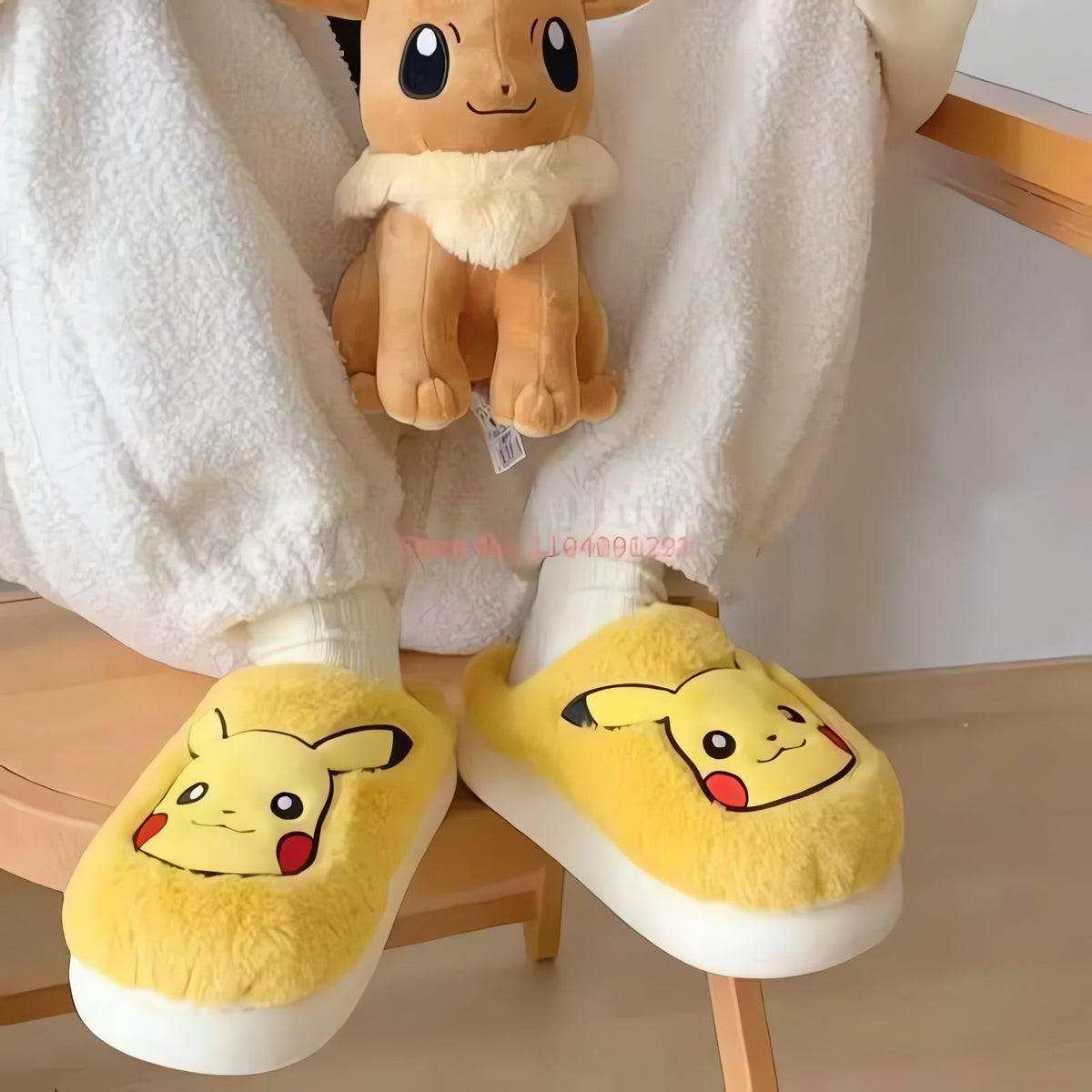 Pokémon kids' slippers – photo 6