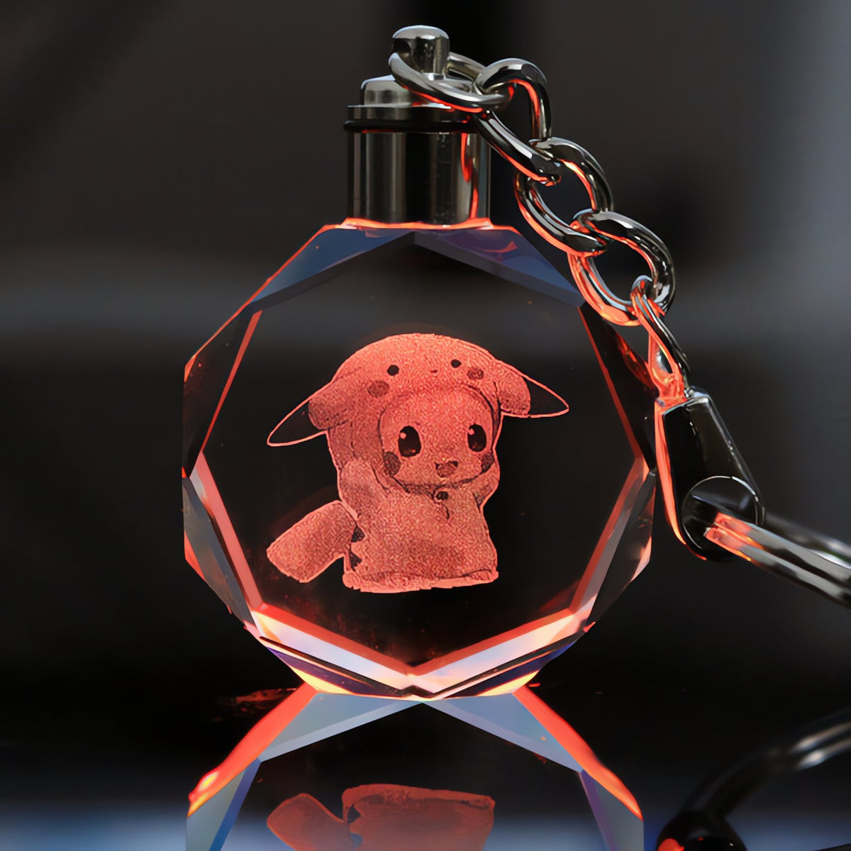 Pokémon LED keyring with a light-up crystal charm – Pikachu 4