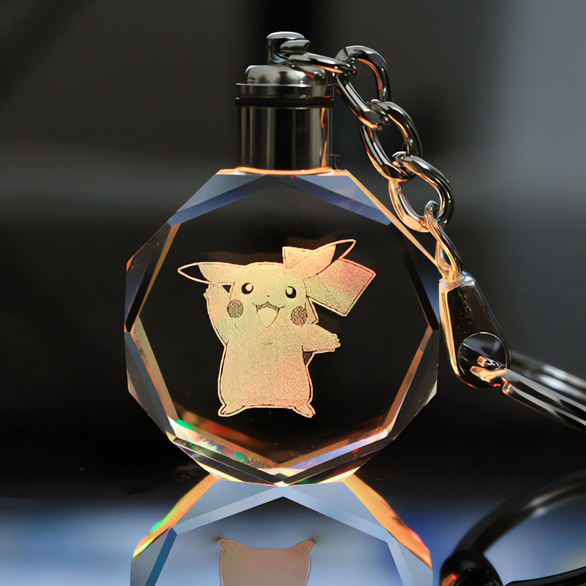 Pokémon LED keyring with a light-up crystal charm – Pikachu 6