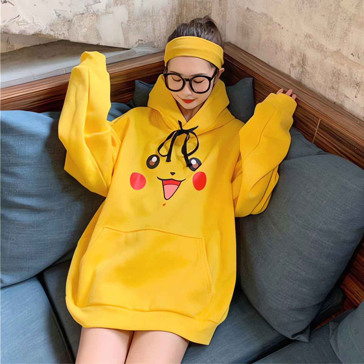 Pokémon long flannel hoodie – Pikachu