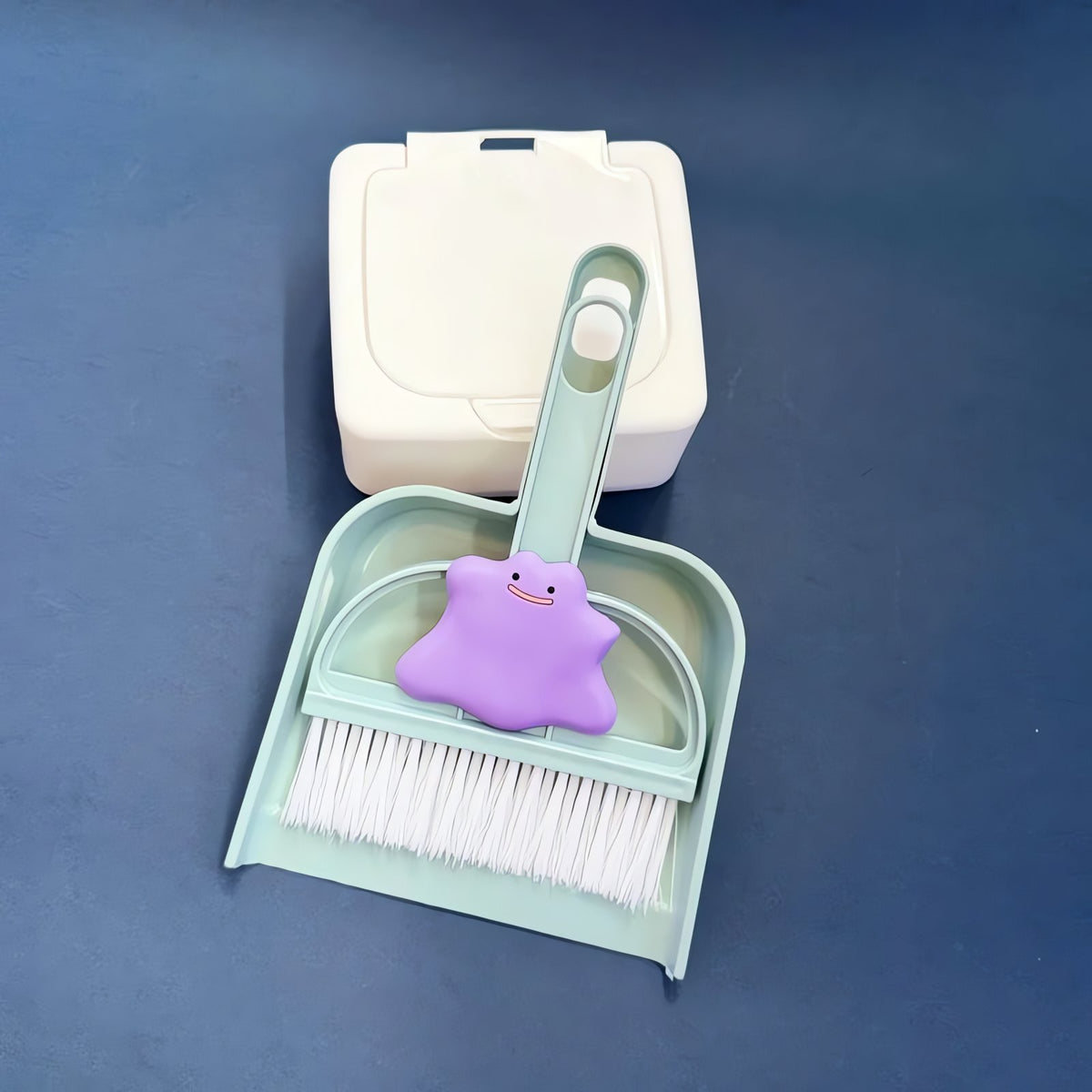 Pokémon mini dustpan and brush set – Ditto