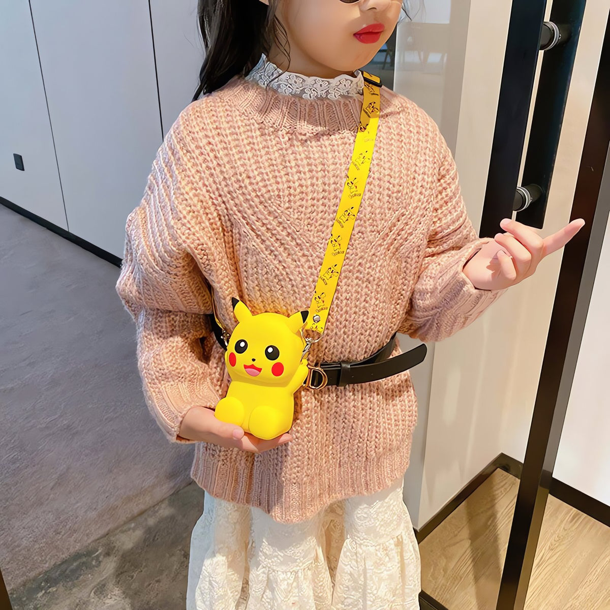 Pokémon mini shoulder bag with 3D design – photo 10