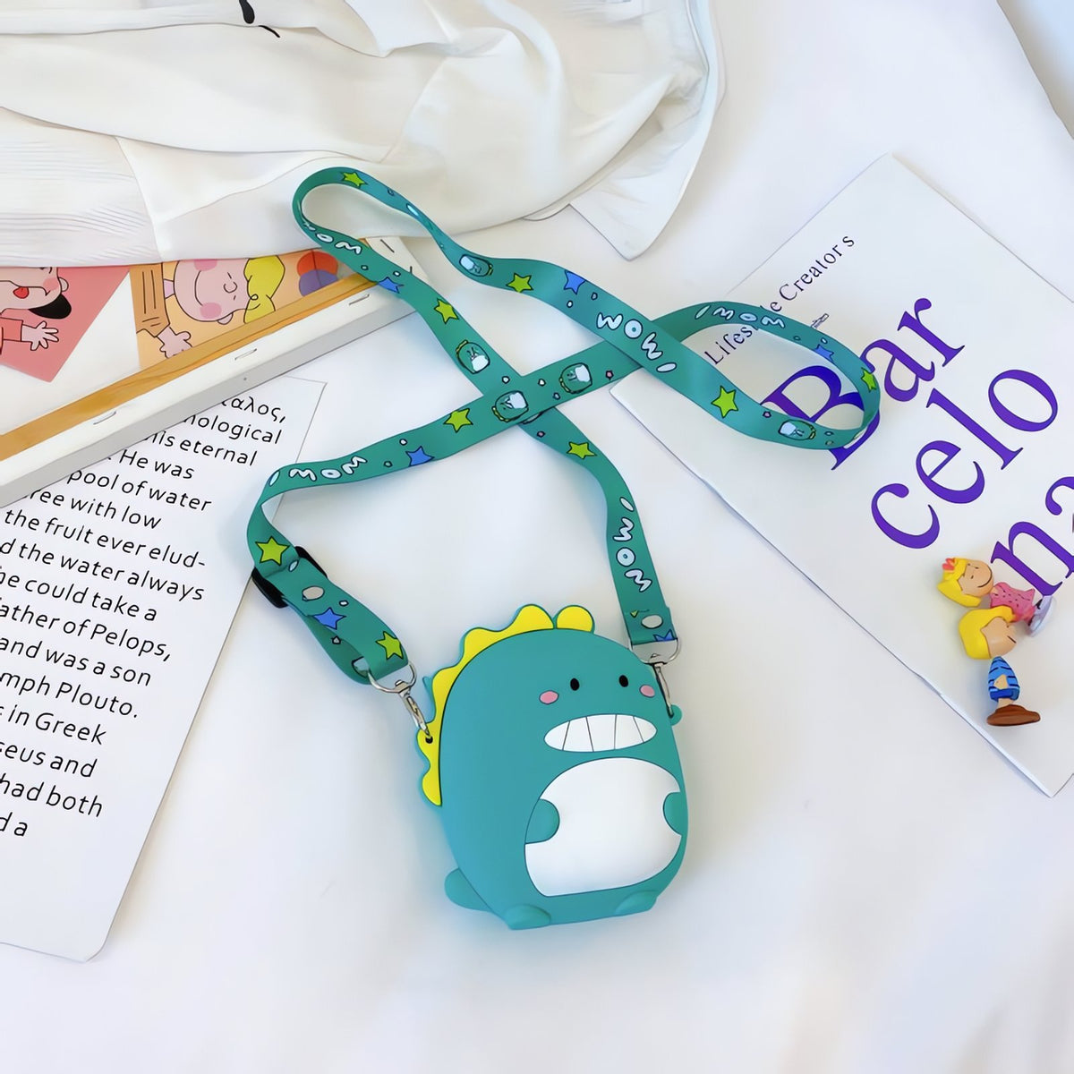 Pokémon mini shoulder bag with 3D design – 2