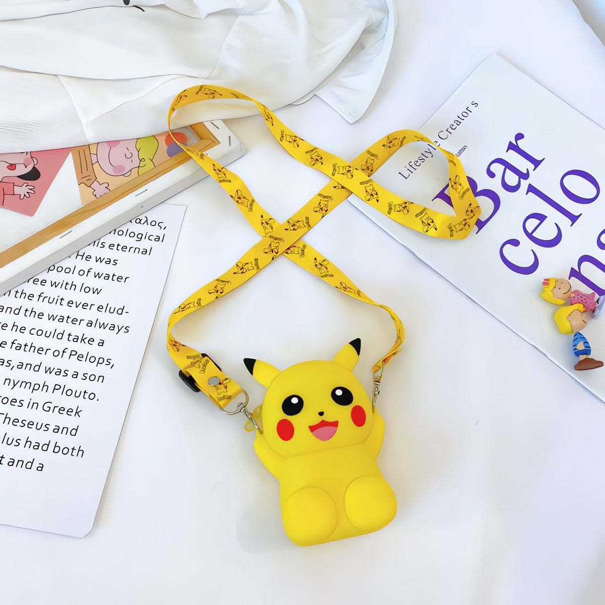 Pokémon mini shoulder bag with 3D design – Pikachu 3
