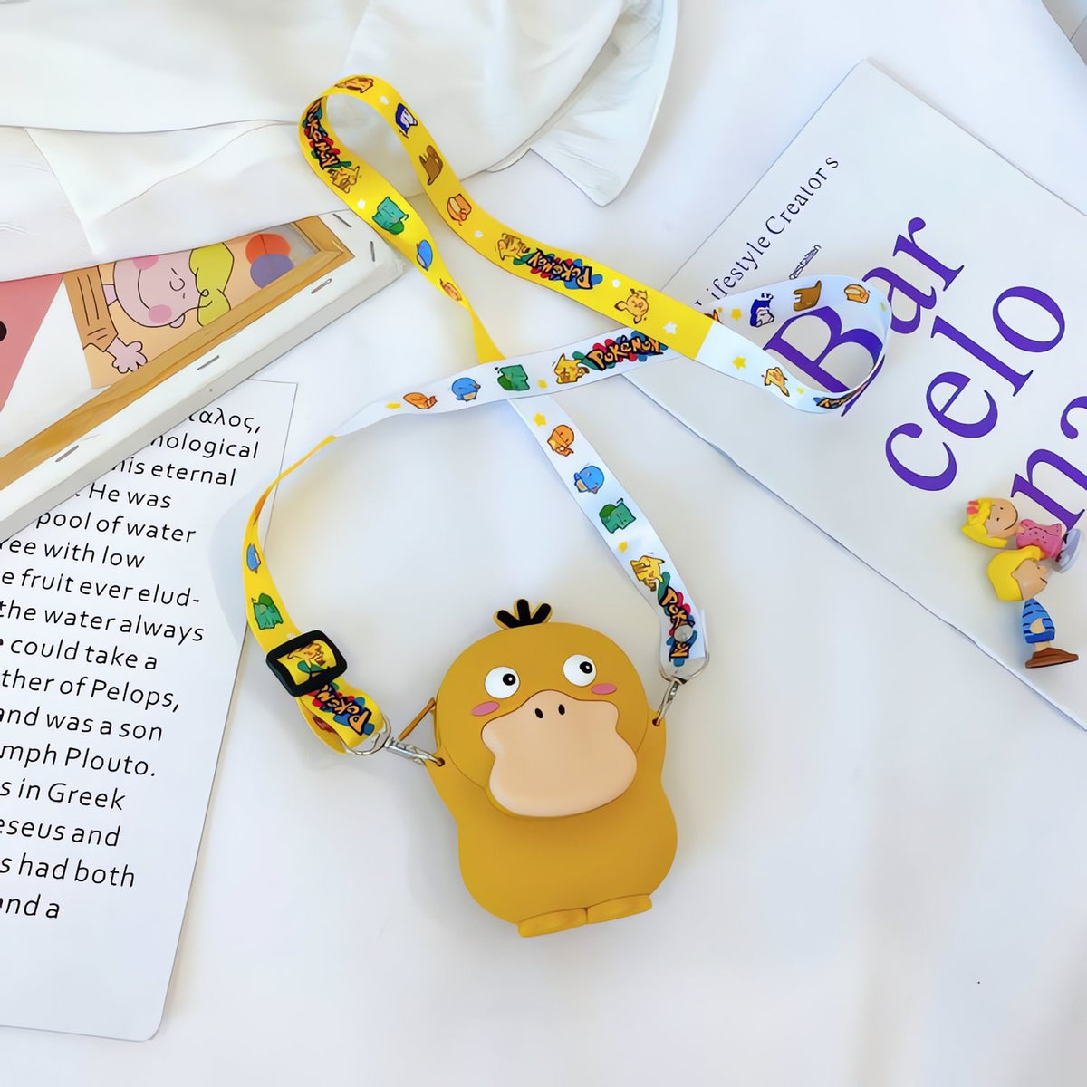 Pokémon mini shoulder bag with 3D design – Psyduck 5