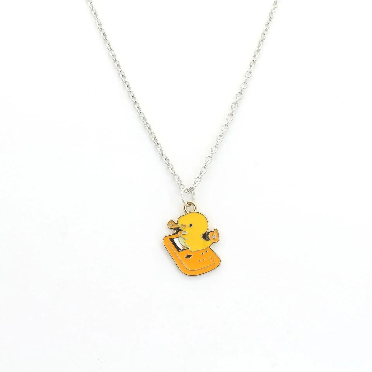 Pokémon pendant necklace with enamel details – Pikachu