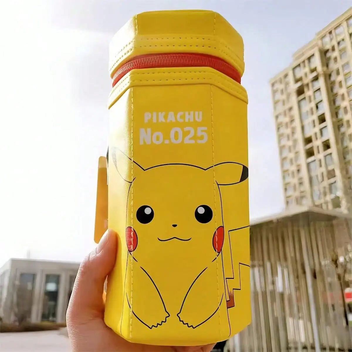 Pokémon pencil case with Poké Ball zip charm – photo 4
