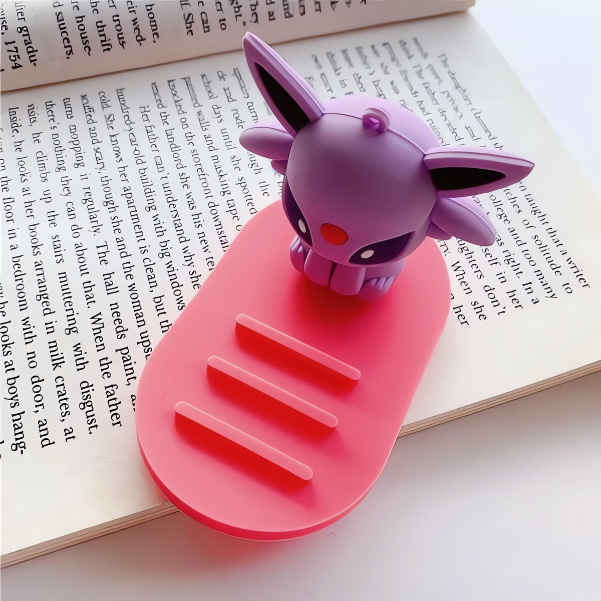 Pokémon phone holder with Eevee evolution figure – Espeon
