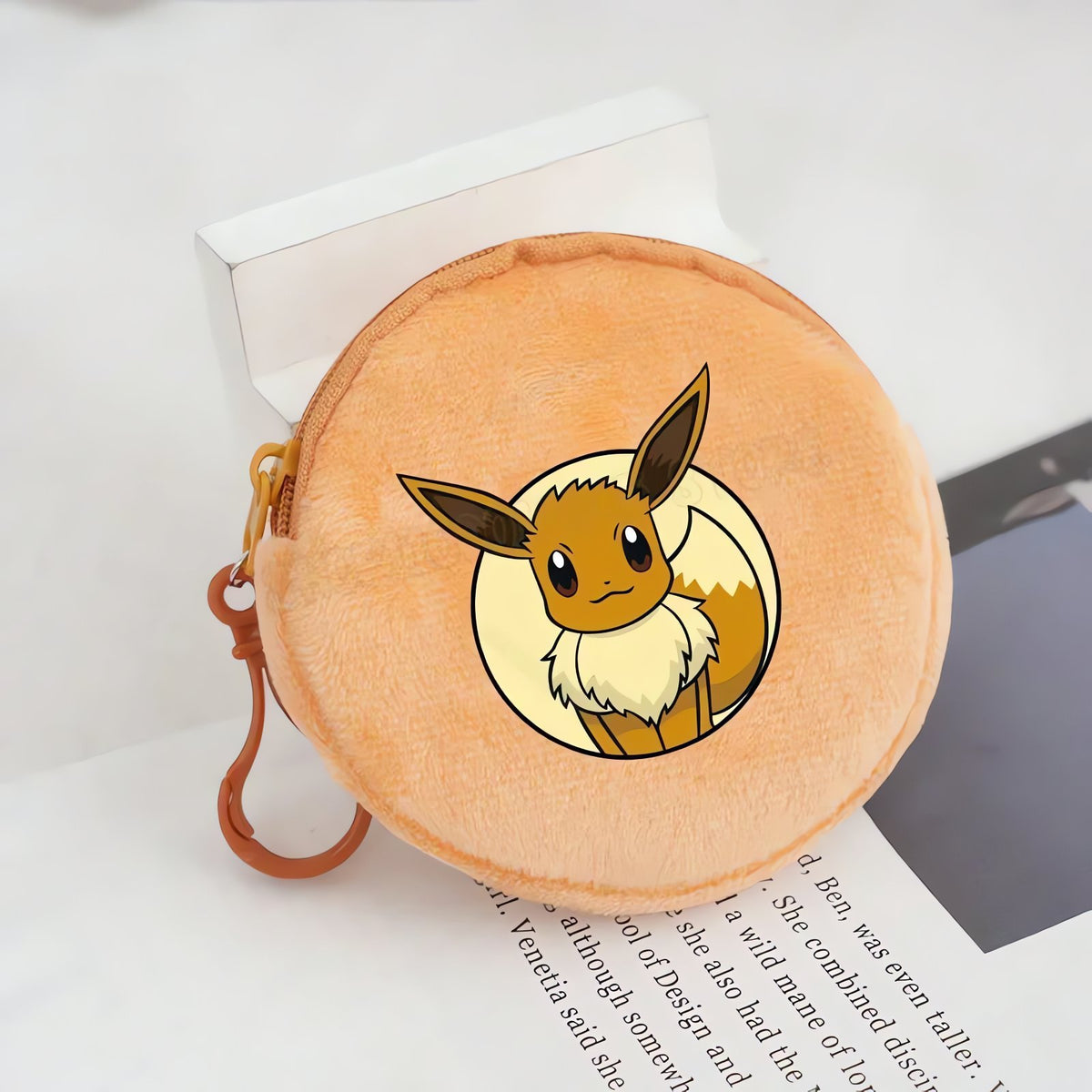 Pokémon plush purse with clip – Eevee