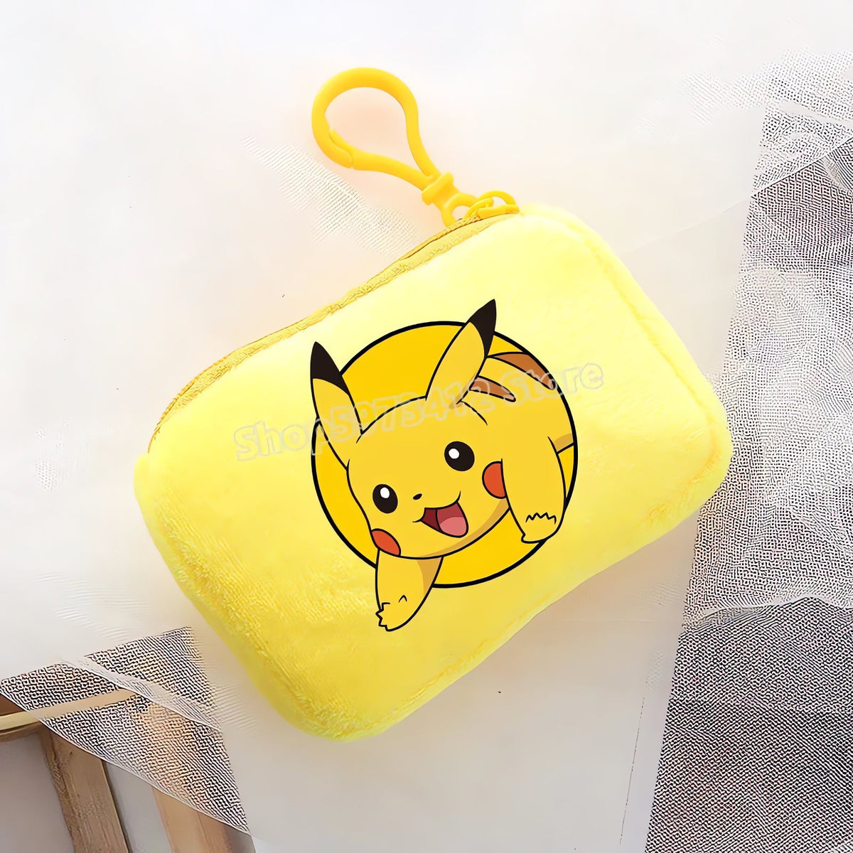 Pokémon plush coin purse with clip – Pikachu B (Yellow)