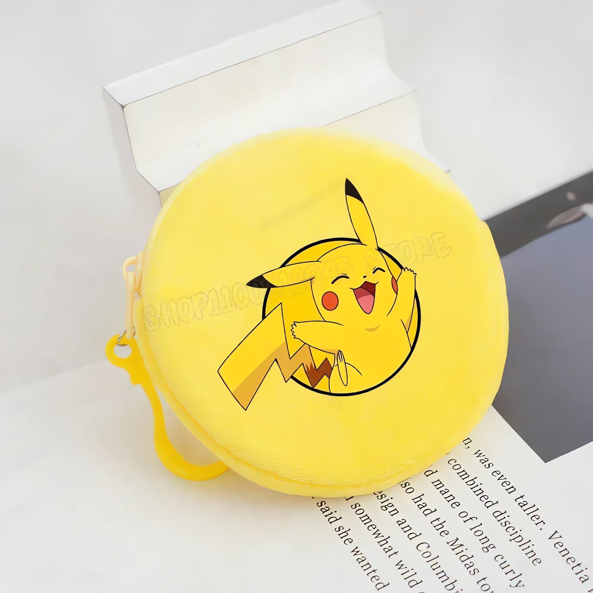 Pokémon plush purse with clip – Pikachu A