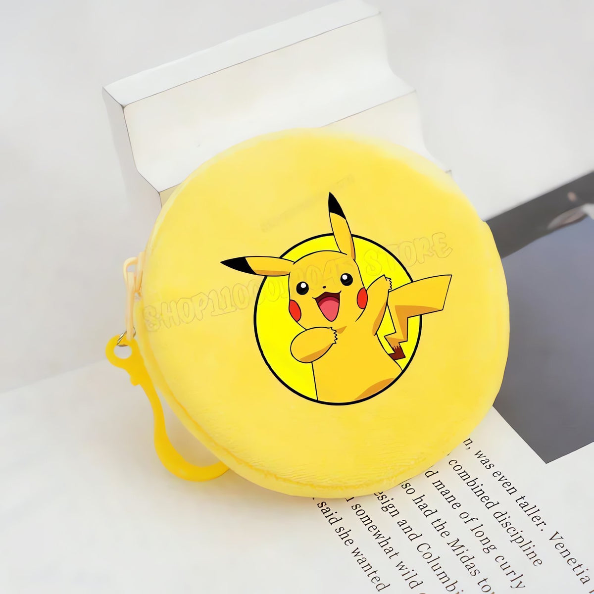Pokémon plush purse with clip – Pikachu C
