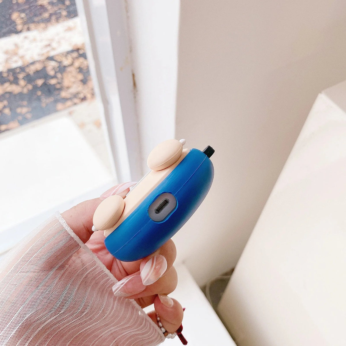 Pokémon Poké Ball AirPods case – photo 6